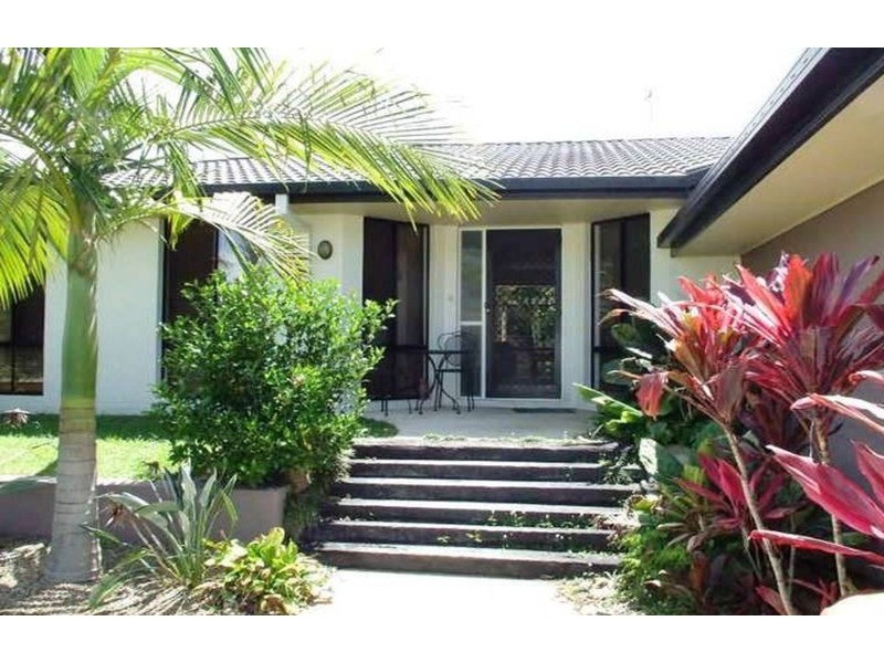 11 Sunstone Court, Yaroomba QLD 4573