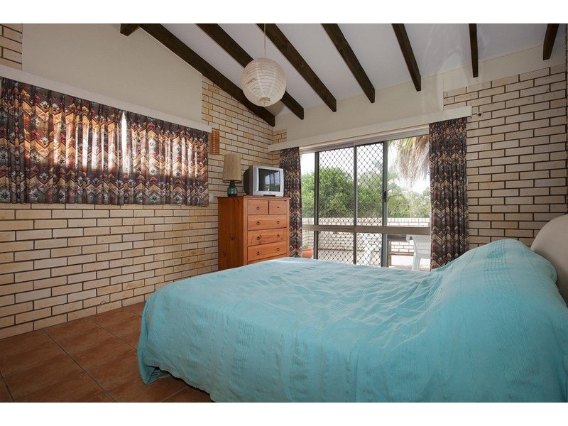 1542 David Low Way, Point Arkwright QLD 4573