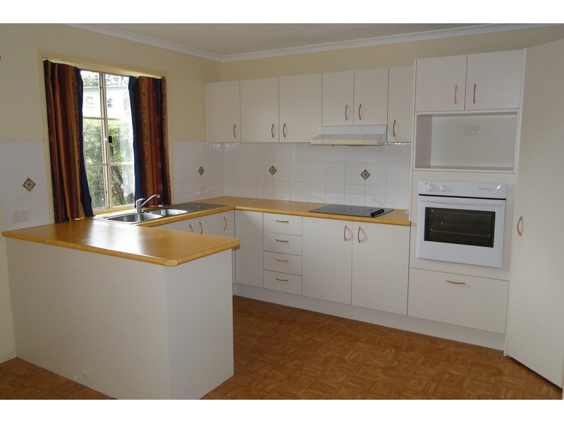 2/6 Yerranya Row, Yaroomba QLD 4573