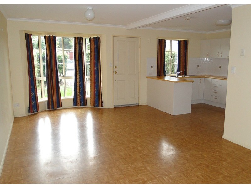 2/6 Yerranya Row, Yaroomba QLD 4573