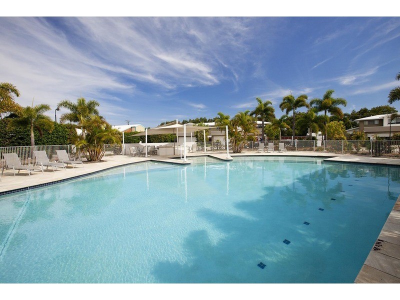 18/6 Suncoast Beach Drive, Mount Coolum QLD 4573