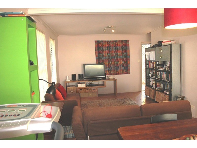 1/6 Quinn Court, Mount Coolum QLD 4573