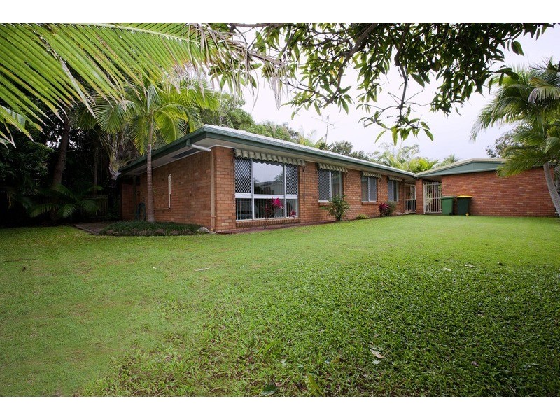 8 Burremah Crescent, Mount Coolum QLD 4573