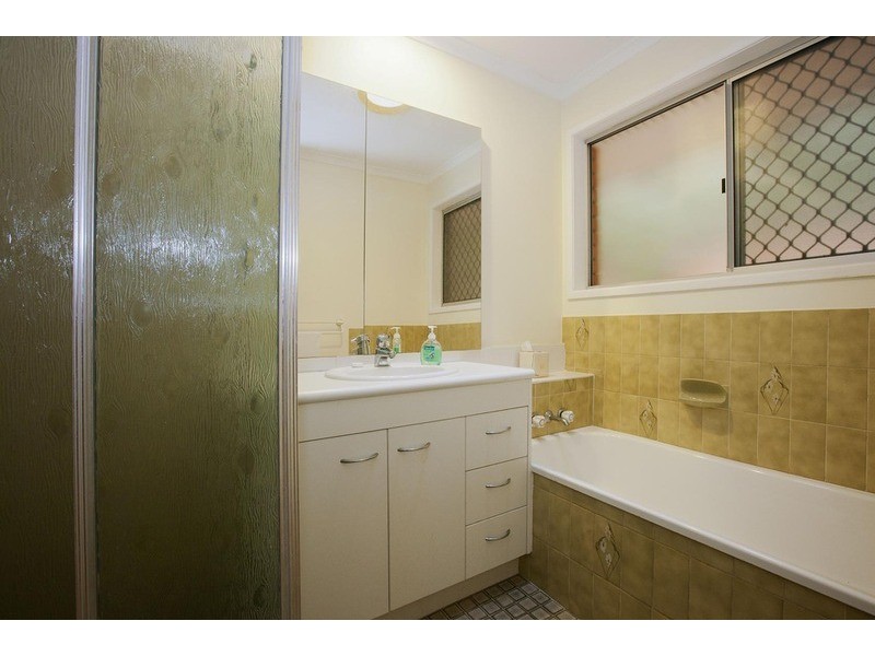 8 Burremah Crescent, Mount Coolum QLD 4573