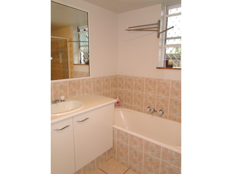 2/19 Spinnaker  Drive, Mount Coolum QLD 4573