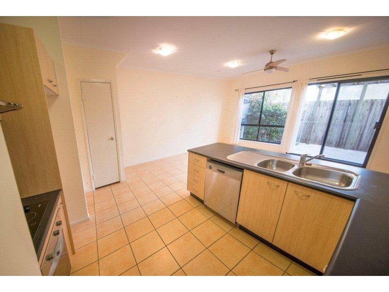 2/11 Eastern Court, Mount Coolum QLD 4573