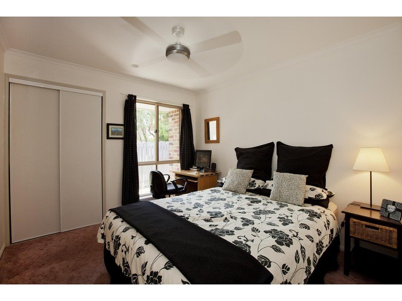 2/38 Jarnahill Drive, Mount Coolum QLD 4573