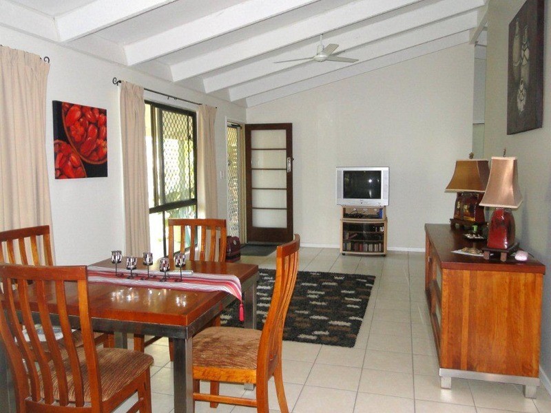 11 Yango  Street, Pacific Paradise QLD 4564