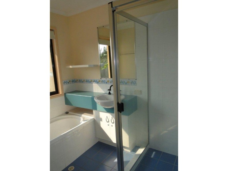 17 Mount Peregian Court, Coolum Beach QLD 4573