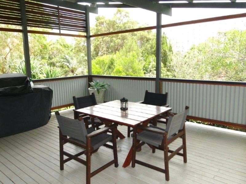 5 Mountain Rise  Court, Mount Coolum QLD 4573
