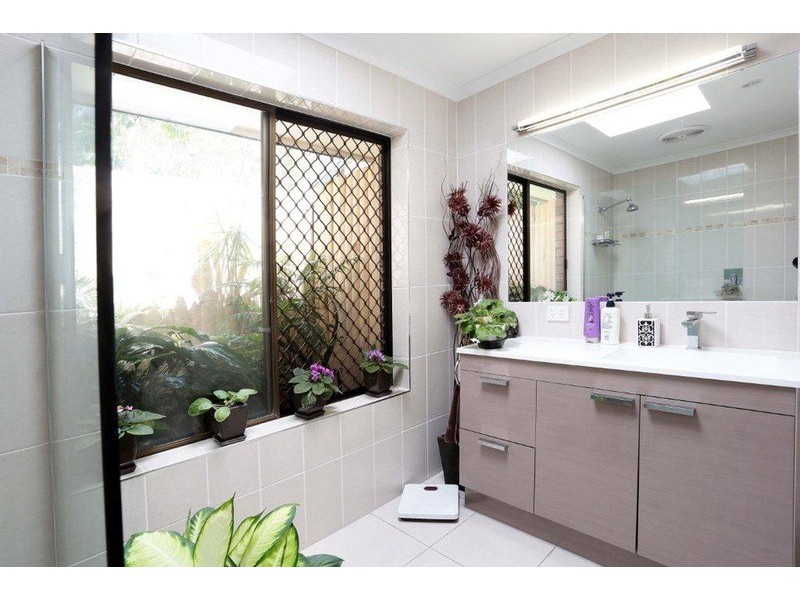 11 Entwood Avenue, Coolum Beach QLD 4573