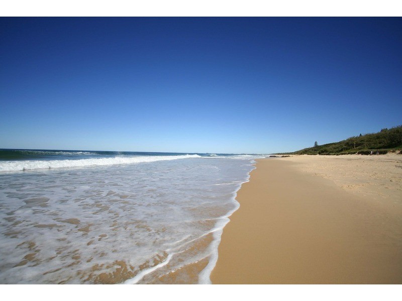 6 Arlington Court, Mount Coolum QLD 4573