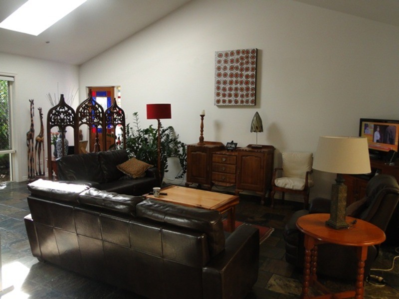 18 Yinneburra Street, Coolum Beach QLD 4573