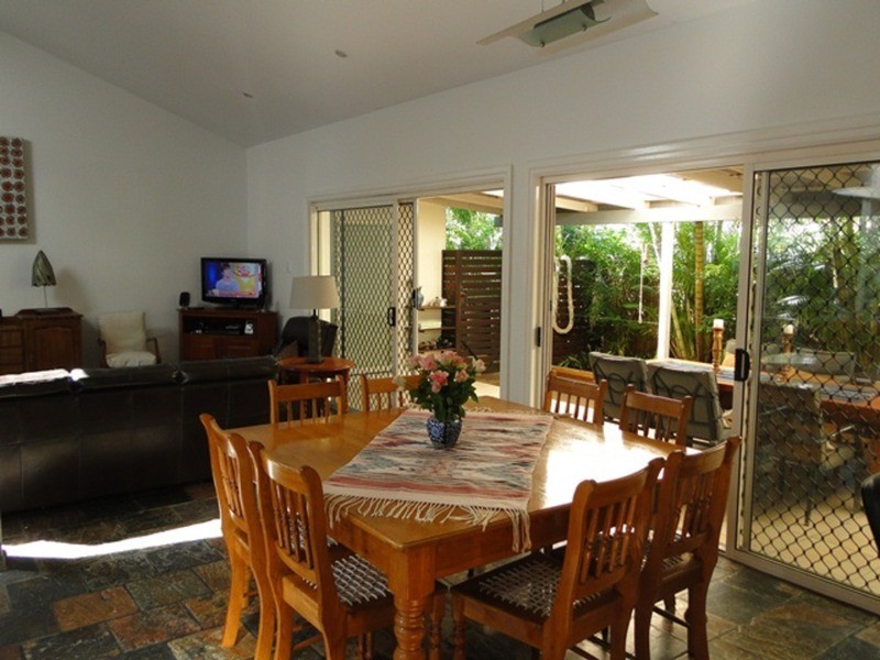 18 Yinneburra Street, Coolum Beach QLD 4573