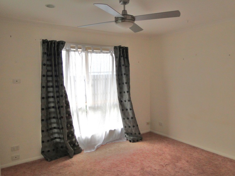 2/38 Jarnahill  Drive, Mount Coolum QLD 4573