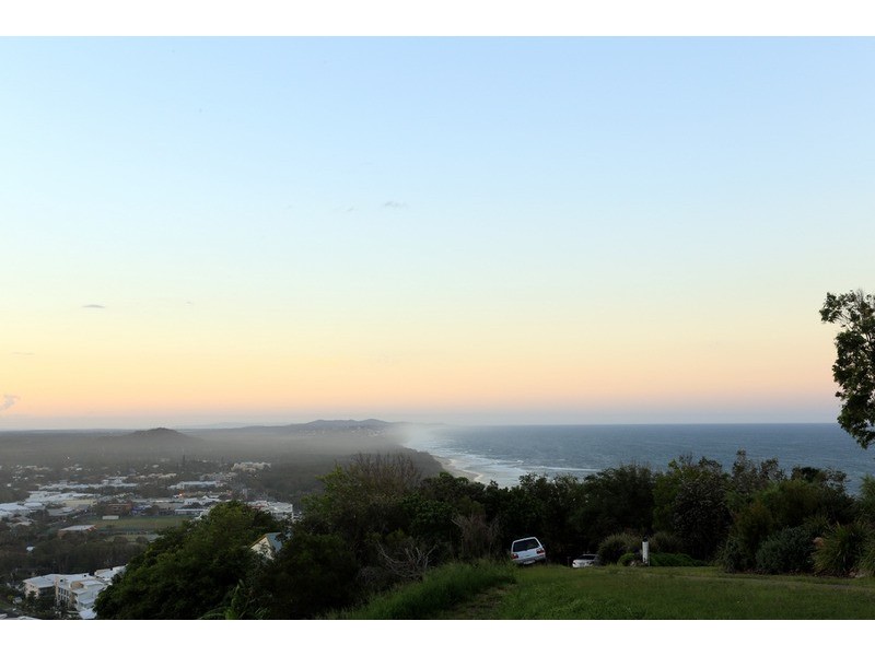 8 Grandview  Drive, Coolum Beach QLD 4573