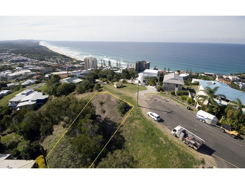 8 Grandview  Drive, Coolum Beach QLD 4573