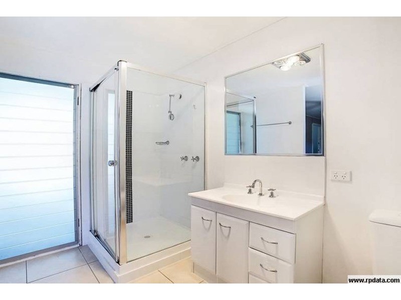 2 Yinneburra  Street, Yaroomba QLD 4573