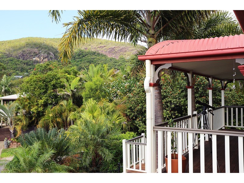 6 Century  Court, Mount Coolum QLD 4573