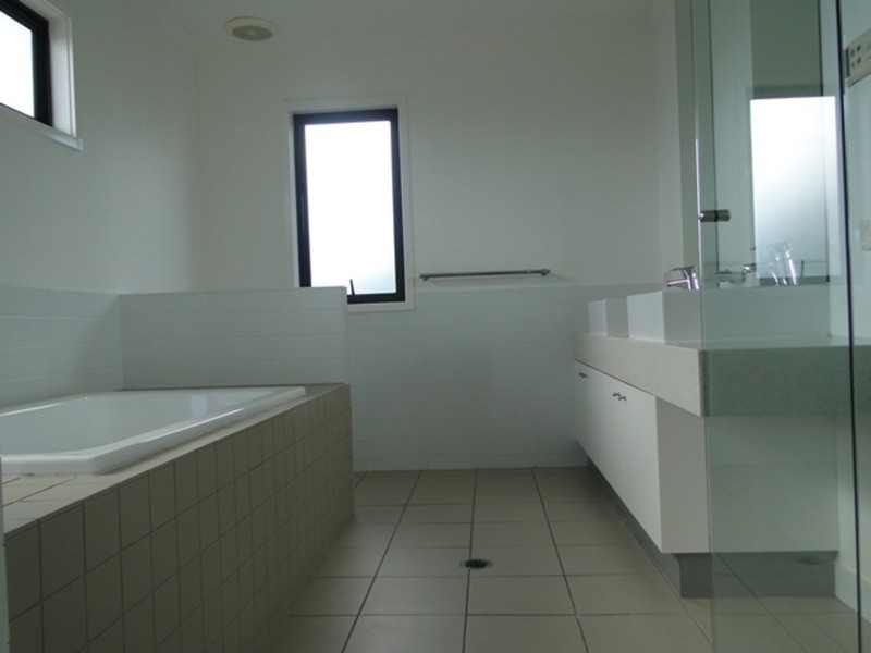 28 Boardrider Crescent, Mount Coolum QLD 4573