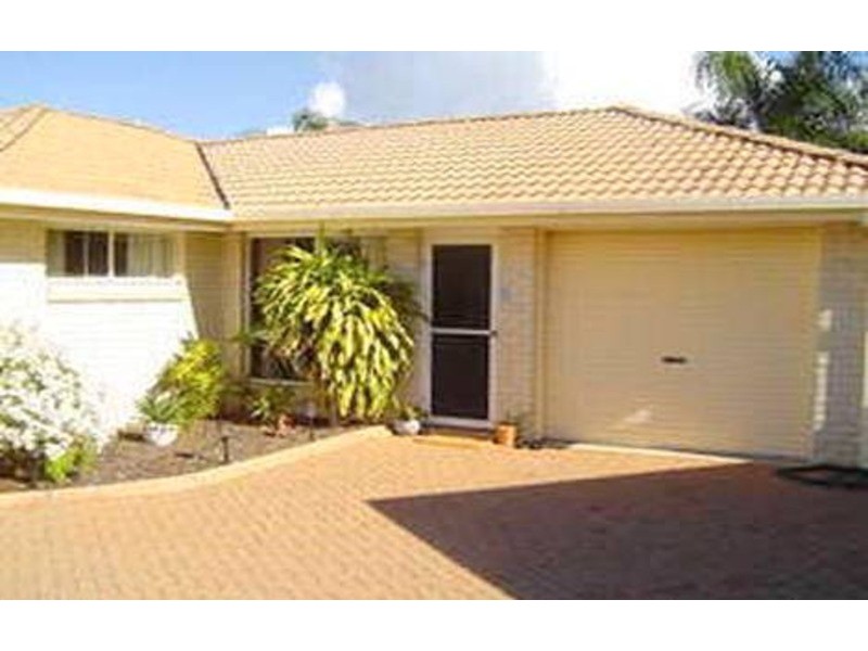 4/5 Kiata Court, Mount Coolum QLD 4573