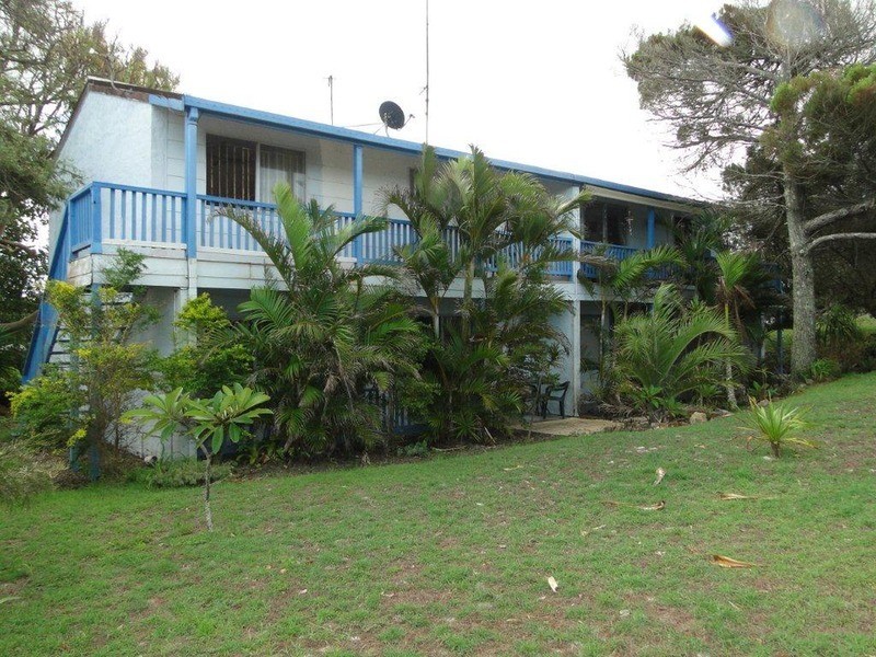 1/1 Currawong  Crescent, Peregian Beach QLD 4573