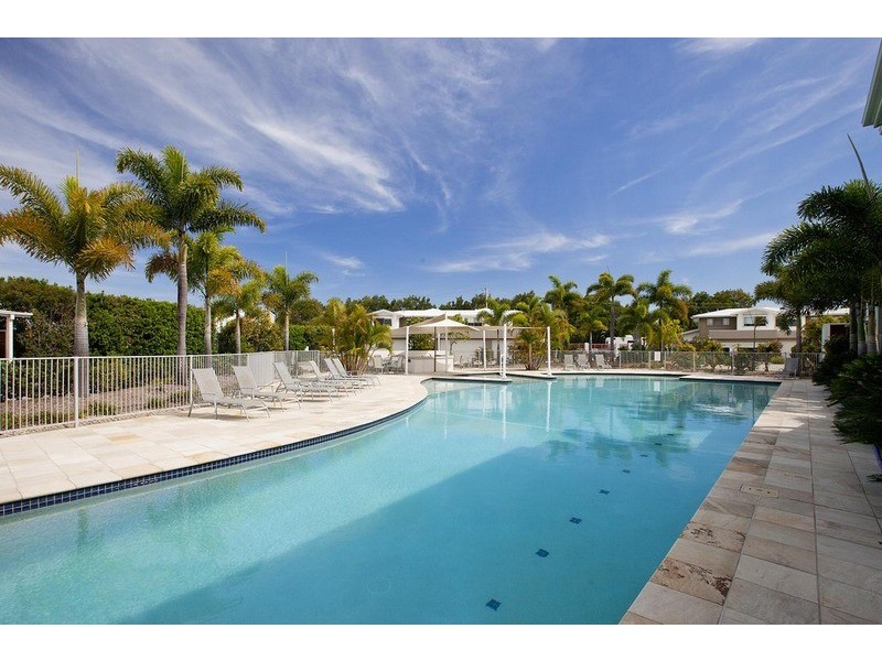 33/6 Suncoast Beach  Drive, Mount Coolum QLD 4573