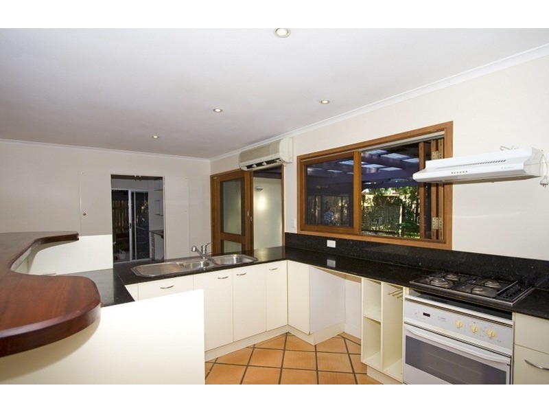 8 Palm Avenue, Coolum Beach QLD 4573