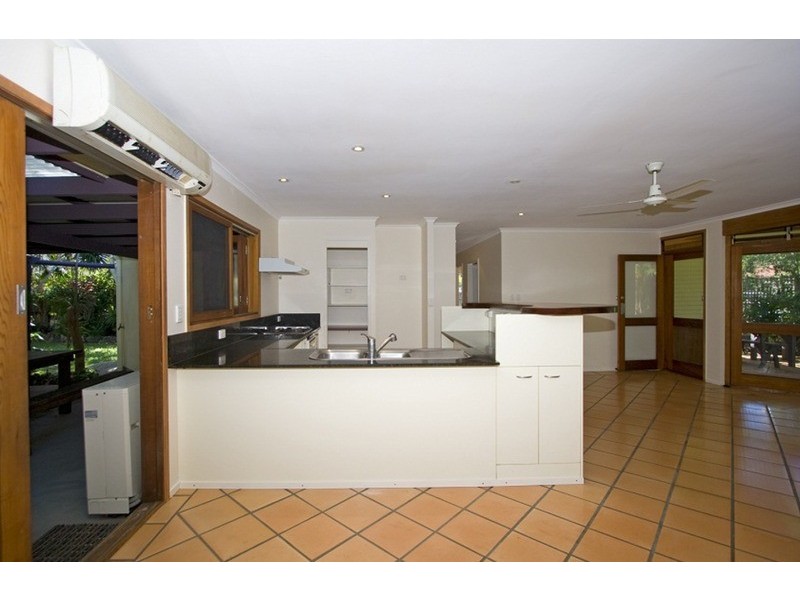 8 Palm Avenue, Coolum Beach QLD 4573