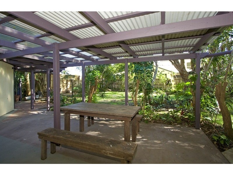 8 Palm Avenue, Coolum Beach QLD 4573