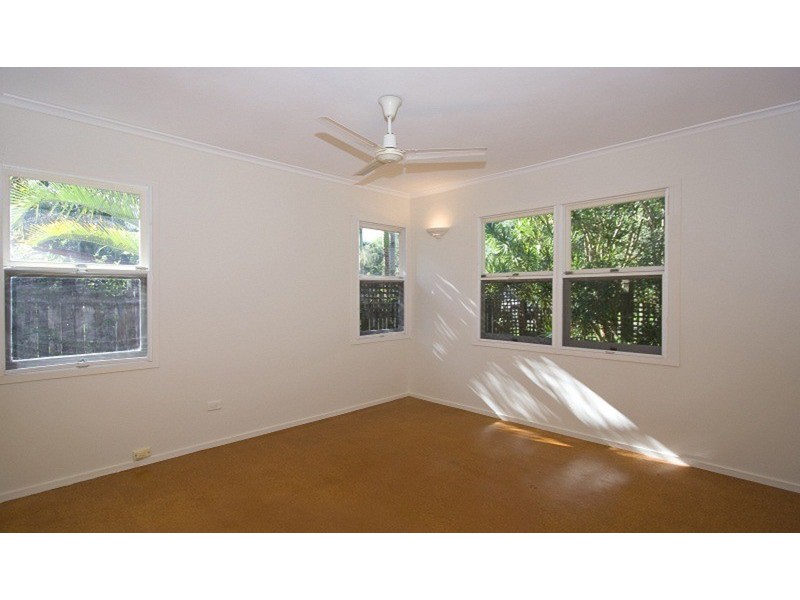 8 Palm Avenue, Coolum Beach QLD 4573