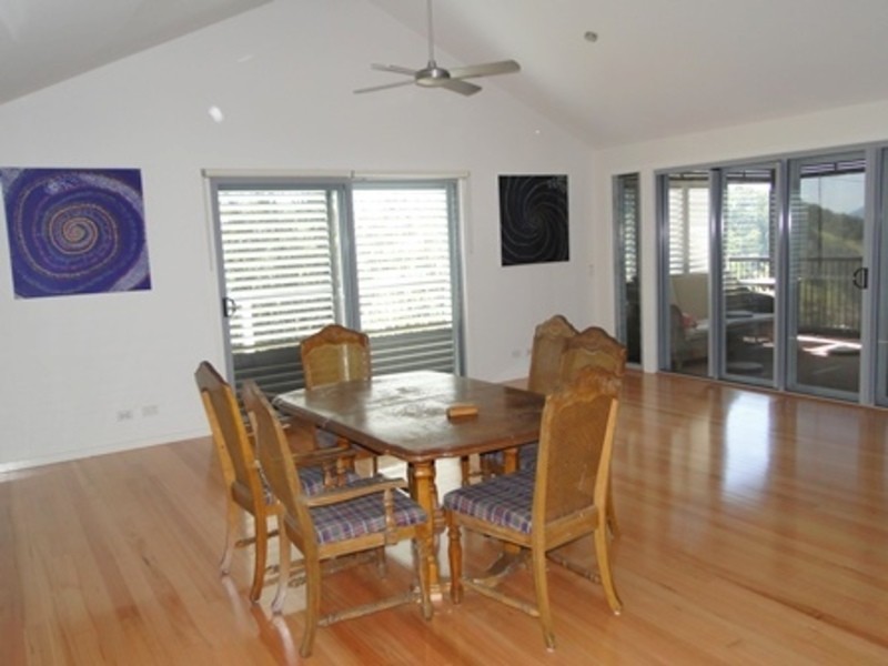 187 Ocean Vista Drive, Maroochy River QLD 4561