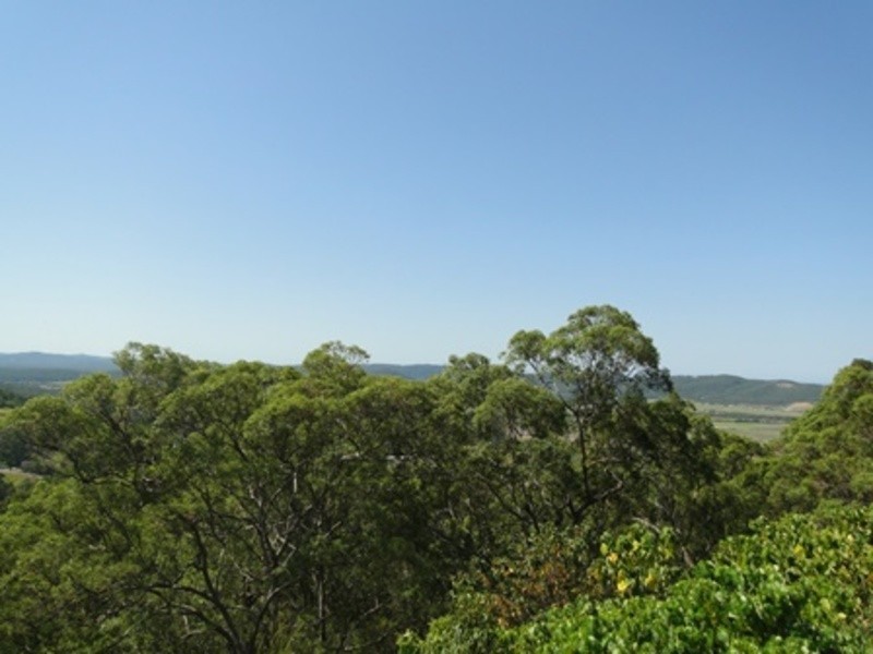 187 Ocean Vista Drive, Maroochy River QLD 4561