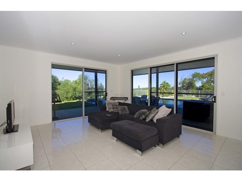 9A Wunnunga Crescent, Yaroomba QLD 4573