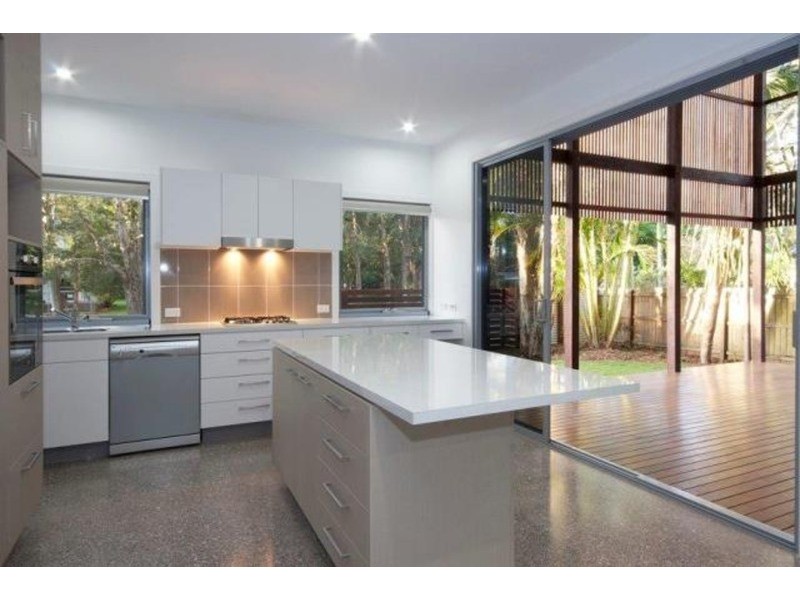 1/69  Banksia  Avenue, Coolum Beach QLD 4573