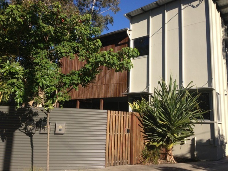 1/69  Banksia  Avenue, Coolum Beach QLD 4573