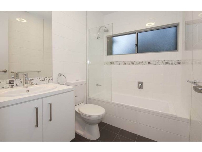 1/69  Banksia  Avenue, Coolum Beach QLD 4573