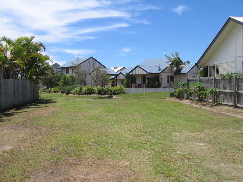 40 Lakedrive Crescent, Marcoola QLD 4564