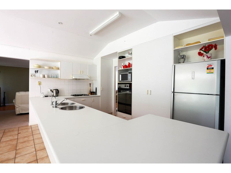 98 Nojoor Road, Mudjimba QLD 4564