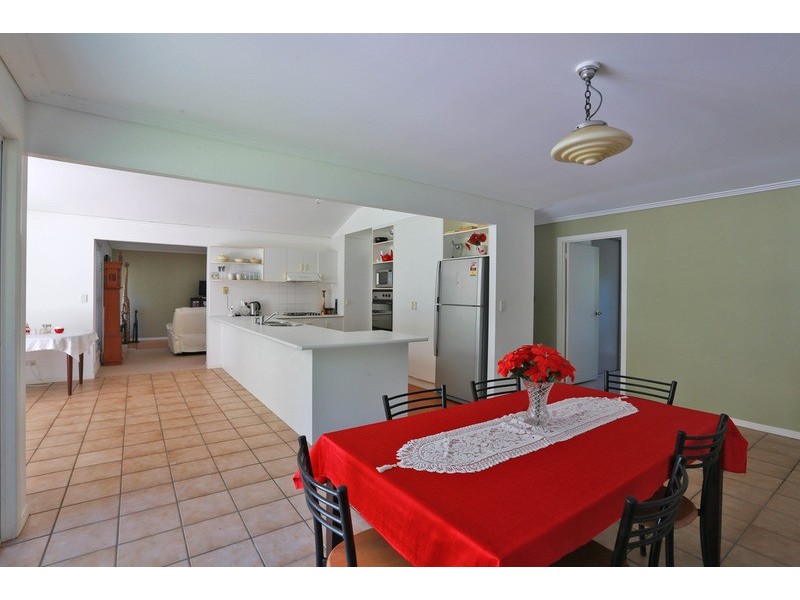 98 Nojoor Road, Mudjimba QLD 4564