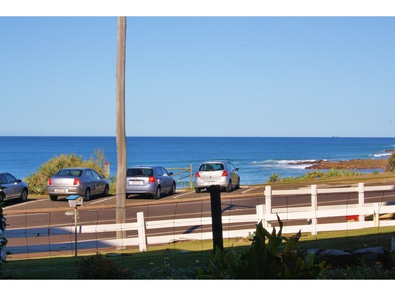 2/1682  David Low  Way, Coolum Beach QLD 4573