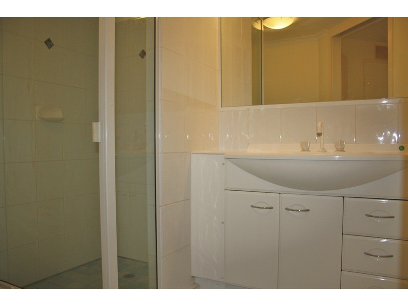 2/1682  David Low  Way, Coolum Beach QLD 4573