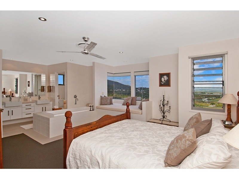 9 Opal Place, Yaroomba QLD 4573