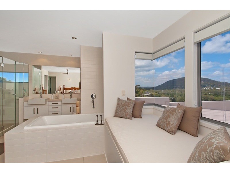 9 Opal Place, Yaroomba QLD 4573