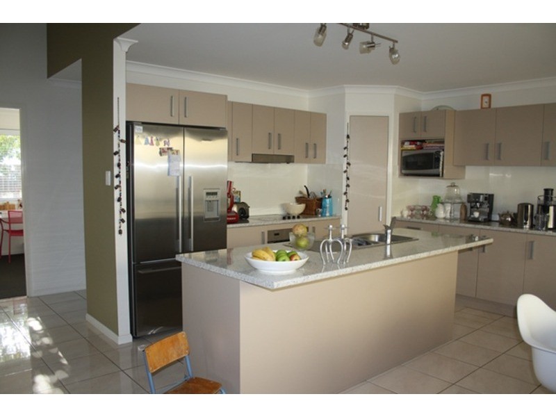 132 The Avenue, Peregian Springs QLD 4573