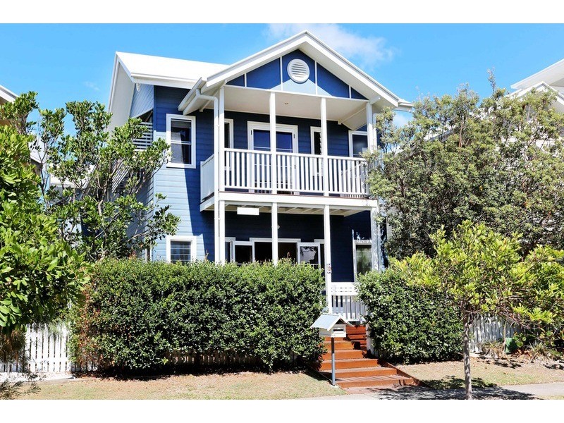 16  Seashore Street, Marcoola QLD 4564