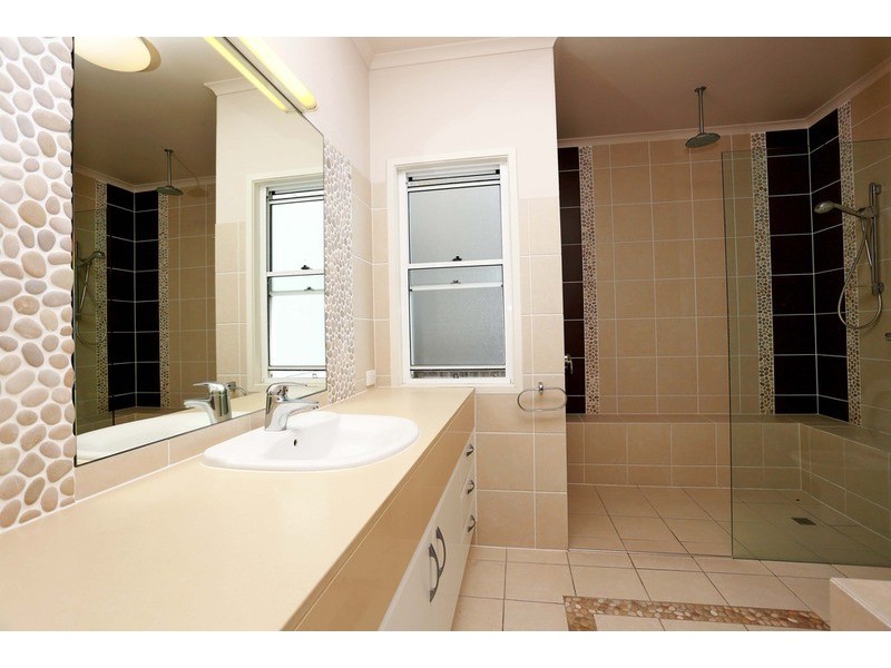 16  Seashore Street, Marcoola QLD 4564