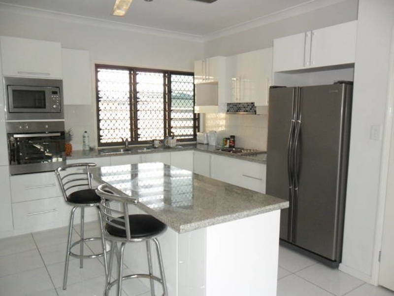 112 Riverview Drive, Burrum Heads QLD 4659