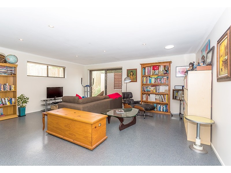 4 Baratook Crescent, Mount Coolum QLD 4573