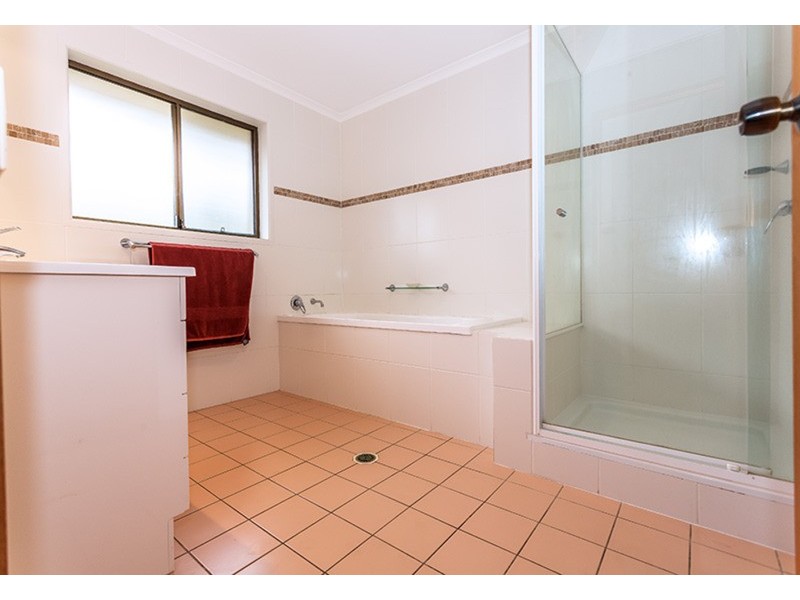 4 Baratook Crescent, Mount Coolum QLD 4573